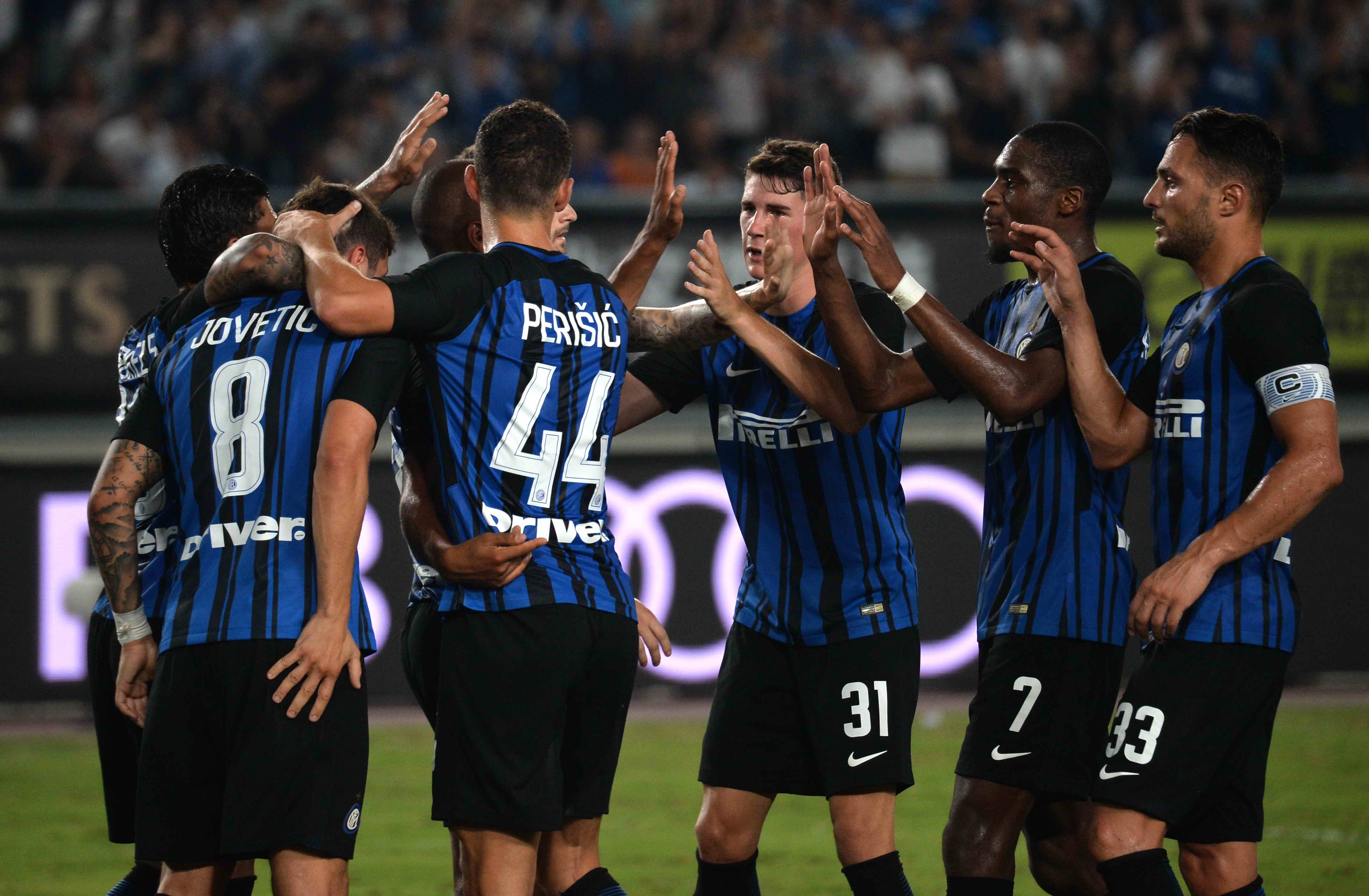 支持球队的 支持球队的