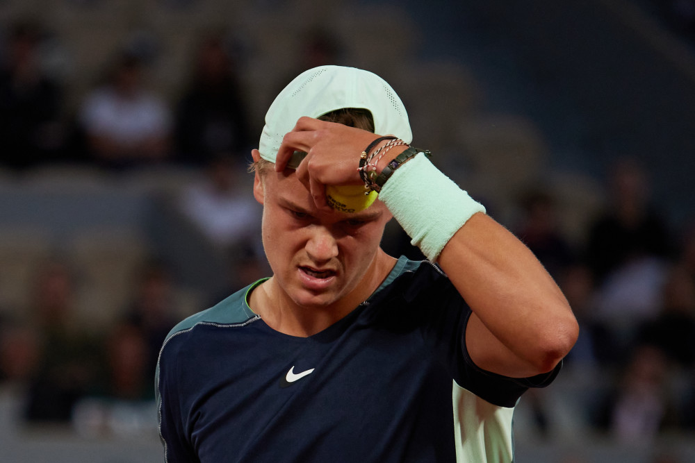 示了足球背 示了足球背